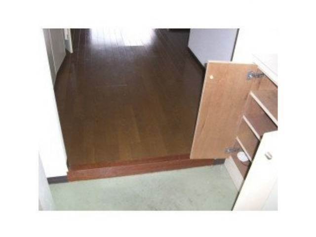 内装１
