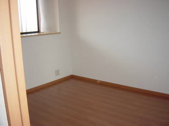 内装４