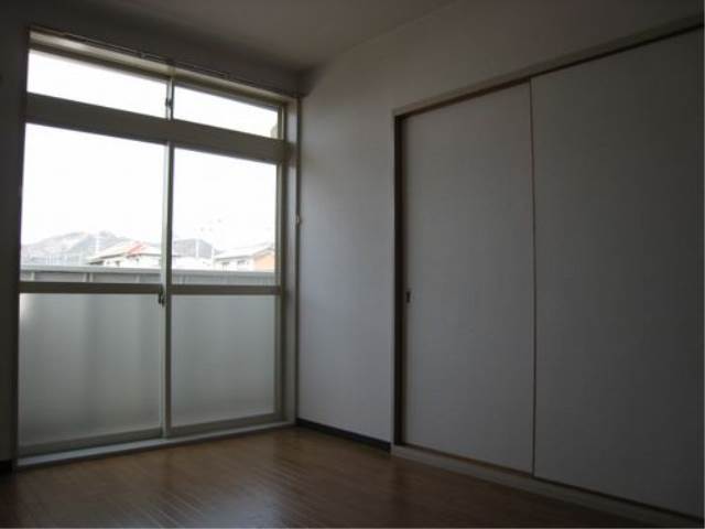 内装２