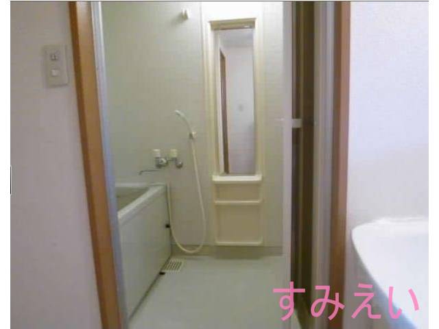 内装４