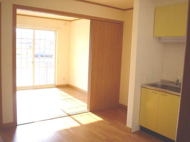 内装４