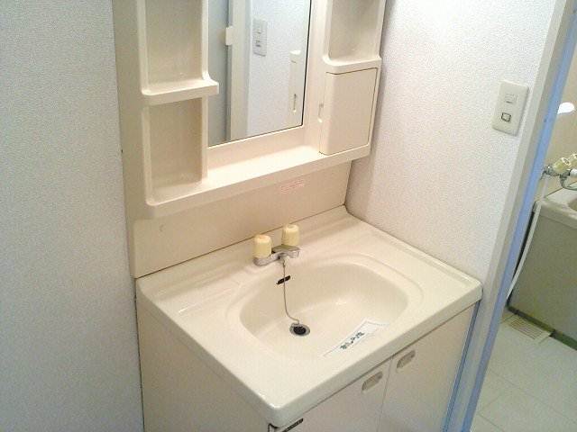 内装４