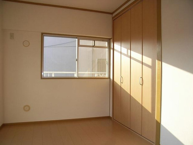 内装４