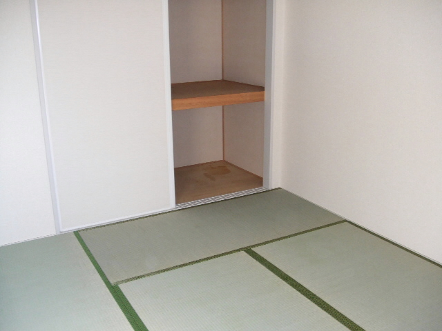 内装４
