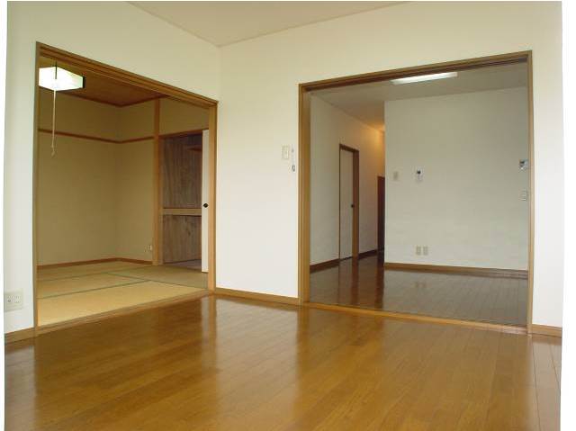 内装２