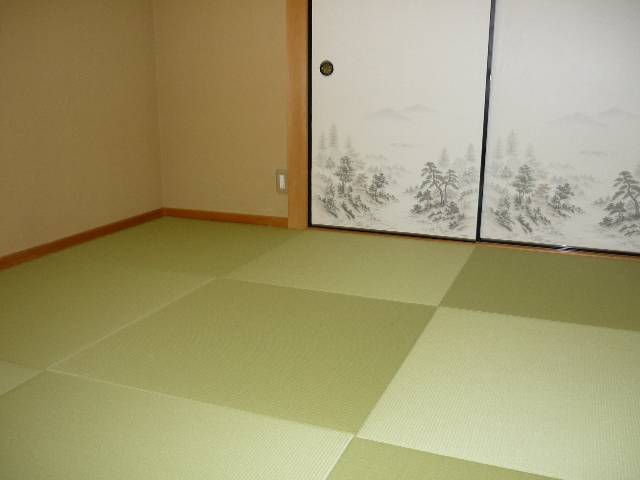 内装３