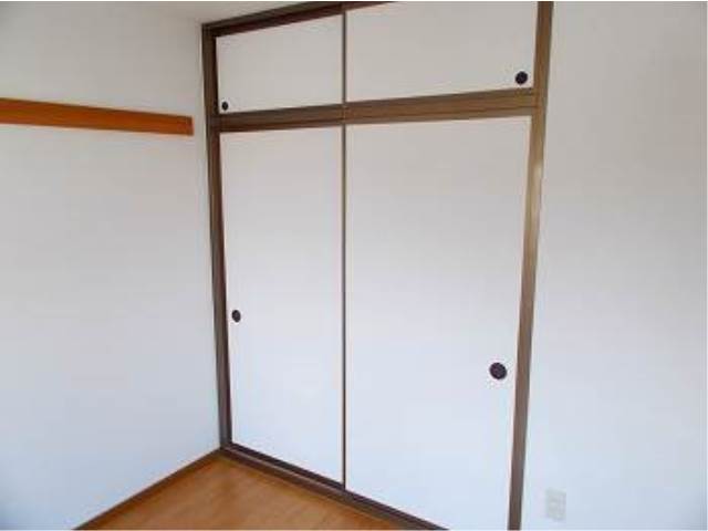 内装８