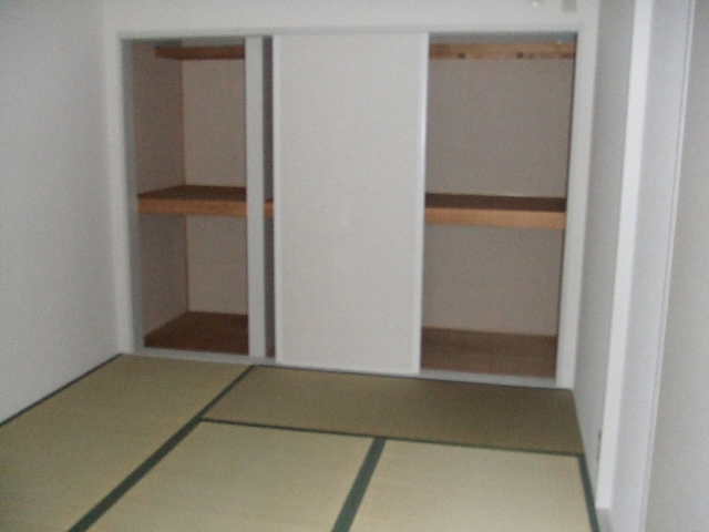 内装３