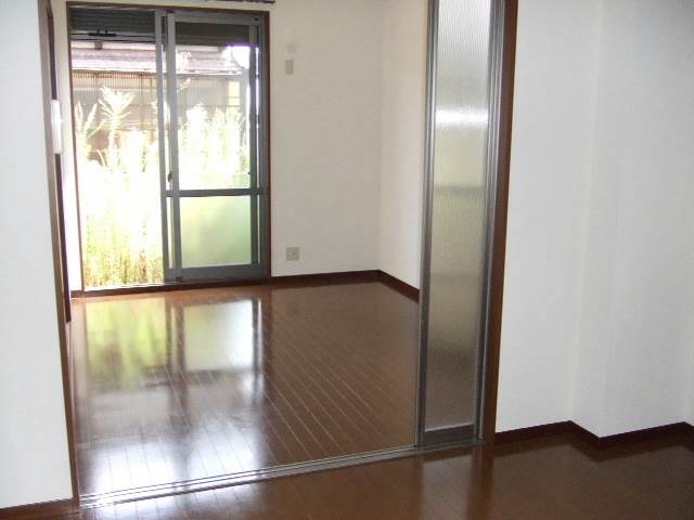 内装２