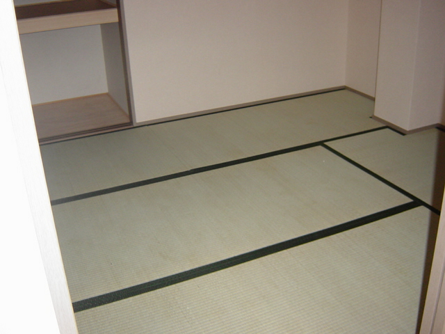 内装２