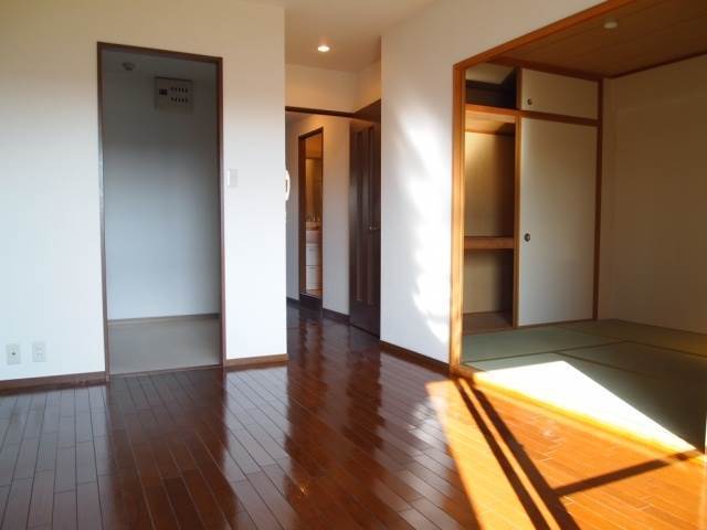 内装１
