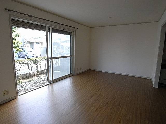 内装２