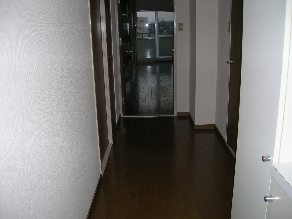 内装２