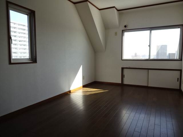内装１