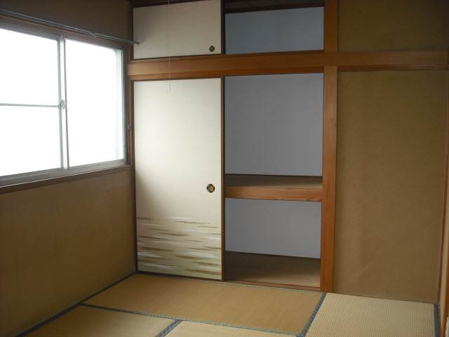 内装７