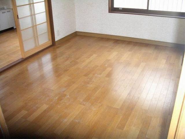 内装３