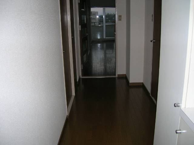 内装２
