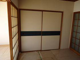 内装４