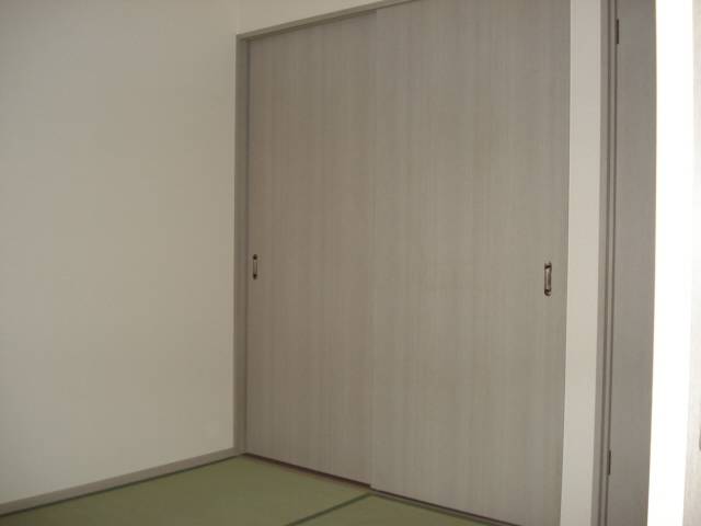 内装４