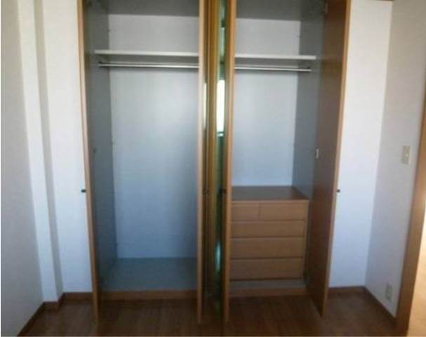 内装８