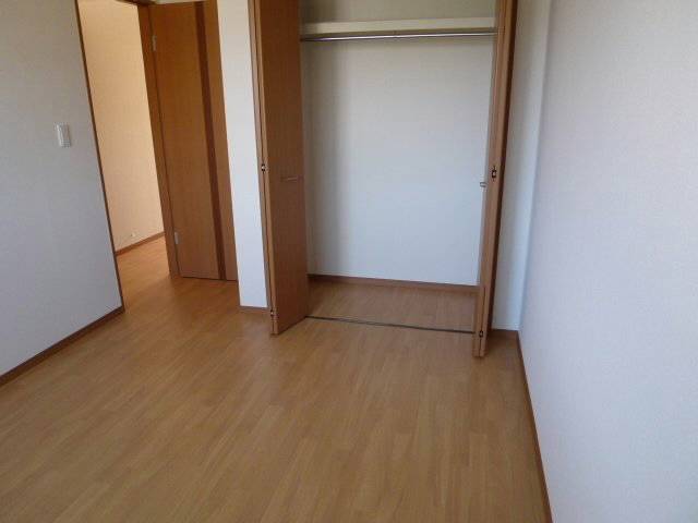 内装１３