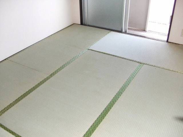 内装４