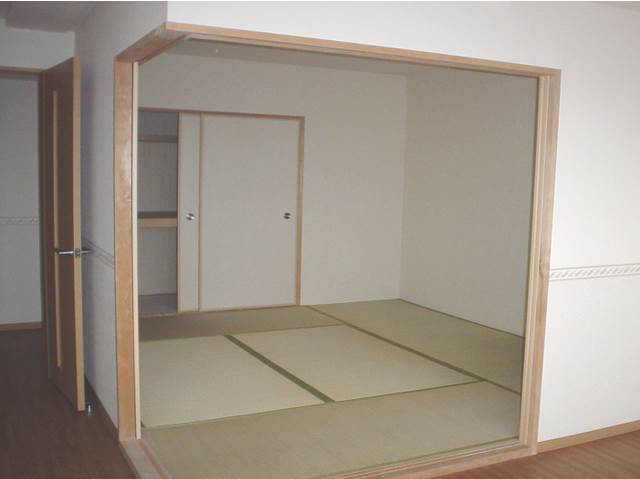 内装４