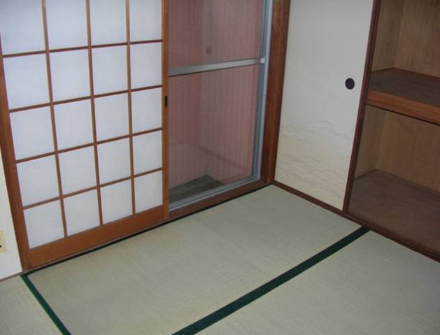 内装３
