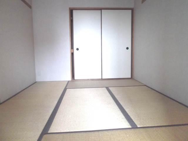 内装１０