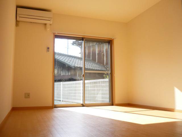 内装２