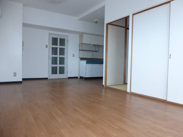 内装１