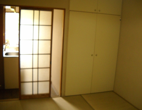 内装２