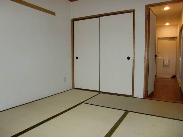 内装２