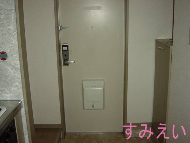 内装４