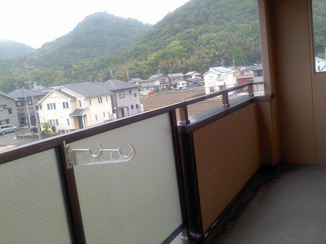 内装８