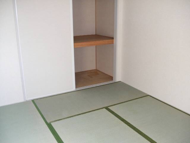 内装２