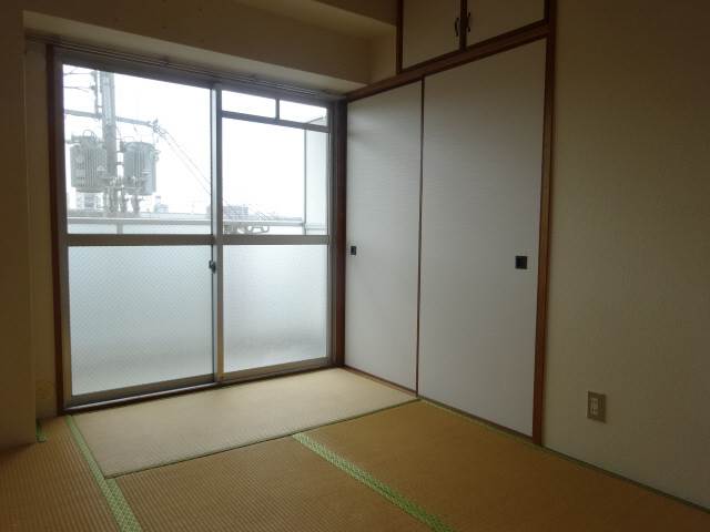 内装１