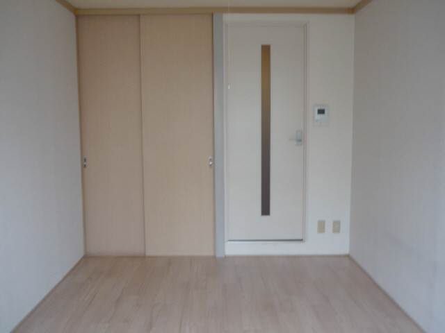 内装１