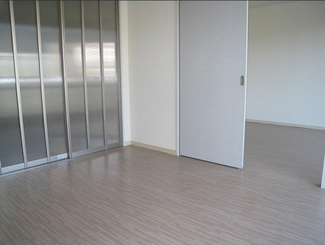内装３