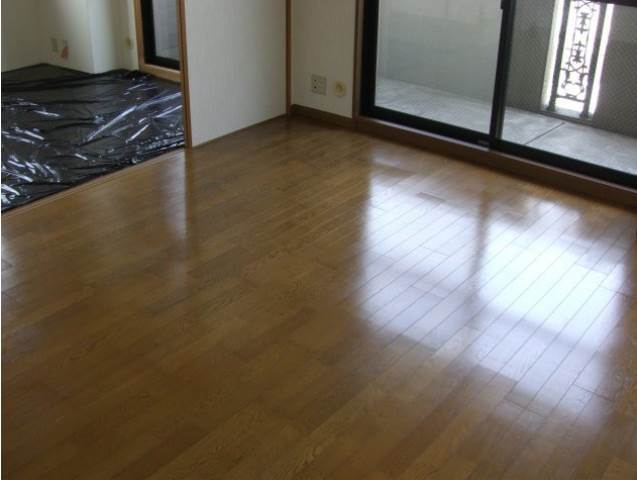 内装３