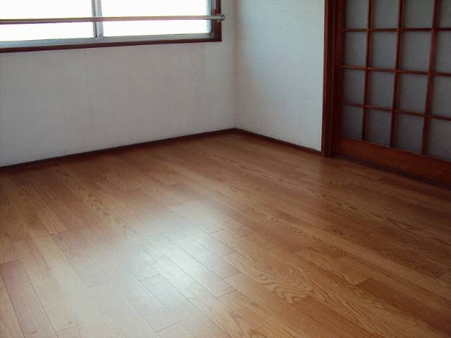 内装６