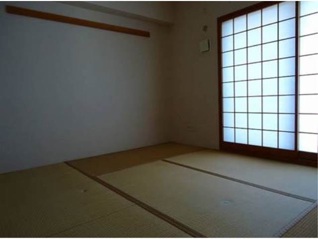 内装４