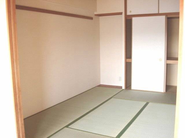 内装４
