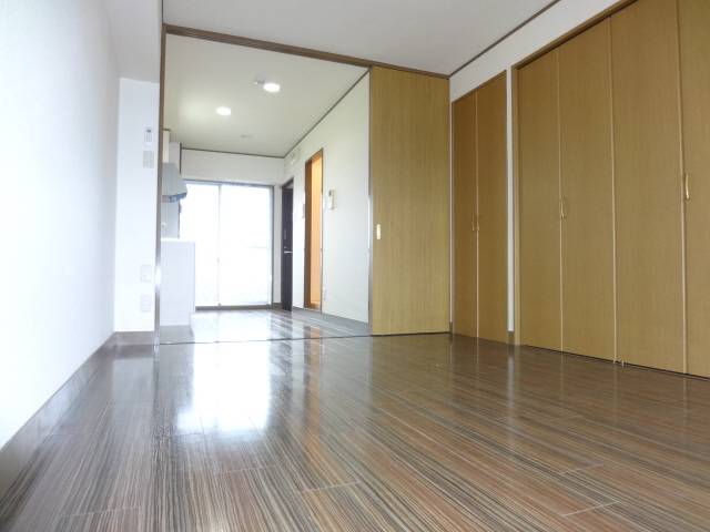 内装４