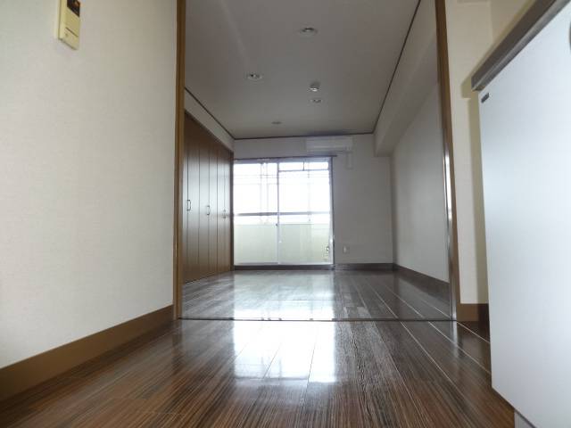 内装５