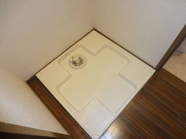 内装９