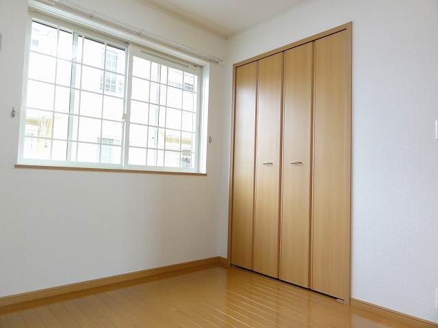 内装７