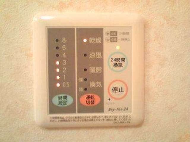 内装４
