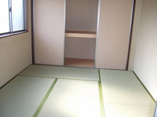 内装２