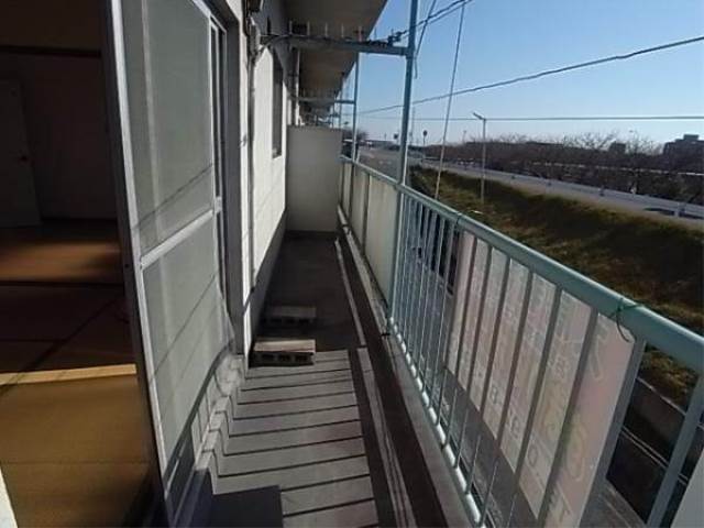 内装４
